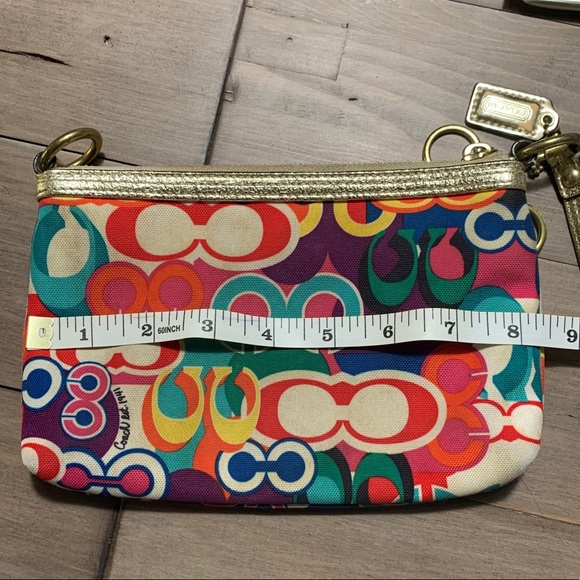 COACH POPPY - Multicolor Large Wristlet - Picture 7 of 8